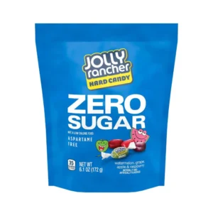 Jolly Rancher Hard Candy Zero Sugar sono delle  caramelle alla frutta con aromi di anguria, uva, mela e lampone ovunque tu sia. Poiché ogni caramella è confezionata singolarmente, puoi sempre avere qualche pezzo da qualche parte a portata di mano, in borsa o in tasca, e sarai sicuramente anche contento che queste prelibatezze alla frutta siano rigorosamente SENZA ZUCCHERO. ;-)