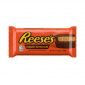 Reese's 2 Peanut Butter Cups. Una combinazione perfetta (o dovremmo dire leggendaria?) di burro di arachidi leggermente salato, liscio e delizioso cioccolato al latte. E' ciò che ha reso a Reese's un numero enorme di golosi fan in tutto il mondo. Dai un morso a questa barretta e diventerai sicuramente uno di loro ;)