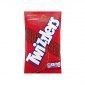 Twizzlers Strawberry 198gr sono i  bastoncini Twizzlers Twist della Hershey's colorati di rosso  e deliziosi snack dolci al gusto di fragola che, con il loro sapore intenso, causeranno dipendenza!