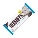 Hershey's Cookies ’n’ Creme More Cookies queste barrette al cioccolato bianco hanno il 25% in più di croccantissimi biscotti al cioccolato