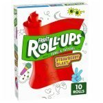Fruit Roll Ups Strawberry Blast sono 10 fogli sottilissimi di dolce caramella, arrotolati a forma di bastoncino, ai gusti di frutta. Allo strepitoso gusto di esplosione di fragole. Le Fruit Roll-Ups le puoi utilizzare per avvolgere le tue caramelle preferite a mò di piadina. E non è tutto. Sui fogli ci sono dei simpaticissimi tattoos per la lingua. Scopri ora Fruit Roll Ups Strawberry Blast.