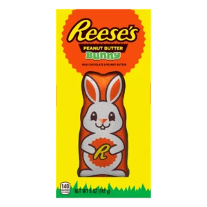 Reese's Peanut Butter Reester Bunny. I bambini di tutte le età adoreranno questo classico coniglietto pasquale. E' ricoperto di delizioso cioccolato al latte e ripieno del caratteristico burro di arachidi di Reese. Per una sorpresa divertente, prova a infilare le caramelle al burro di arachidi Reese's Bunny nel cestino di Pasqua dei tuoi bambini e preparati a osservare l'eccitazione svolgersi.
