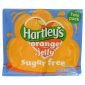 Irish Jell-O Orange By Hartleys . Puoi crederci oppure no ma abbiamo messo alla prova 1 pacchetto di Jell-O all'arancia con uno della Hartley's. Stessa consistenza, stessa facilità, sapore leggermente più intenso, sempre senza zucchero. Basta mescolare 1 tazza di acqua bollente con il preparato per 2 minuti, aggiungere 1 tazza di acqua fredda. Mescola ancora per 2 minuti e versa in 3 vaschette. Ora lascia riposare dentro il frigorifero e gustati questa bontà. Attenzione questa confezione è da 2 preparati (quindi metti 2 tazze di acqua bollente, mescola, 2 tazze acqua fredda): otterrai 6 porzioni da 250 ml. Aggiungi pezzetti di frutta Low-Carbs per un'esposizione di bontà :)