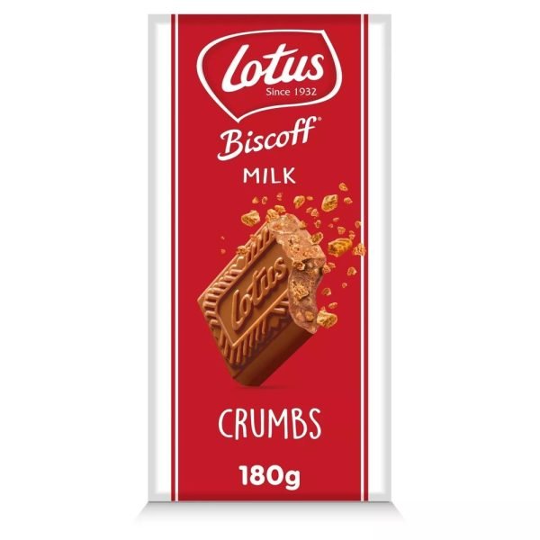 Lotus Biscoff Crunchy Pieces Milk Chocolate (1) Lotus Biscoff Crunchy Pieces Milk Chocolate. Per la prima volta ne abbiamo fatta una bella scorta per te. Questa deliziosa tavoletta di cioccolato con l'inconfondibile gusto caramellato e la croccantezza dell'iconico biscotto Lotus Biscoff. È amore al primo morso, e chiaramente vale in entrambi i sensi. I pezzi di Biscoff sorprendentemente croccanti lo rendono due volte più delizioso. Una sensazione di gusto più intensa a cui semplicemente non puoi resistere!
