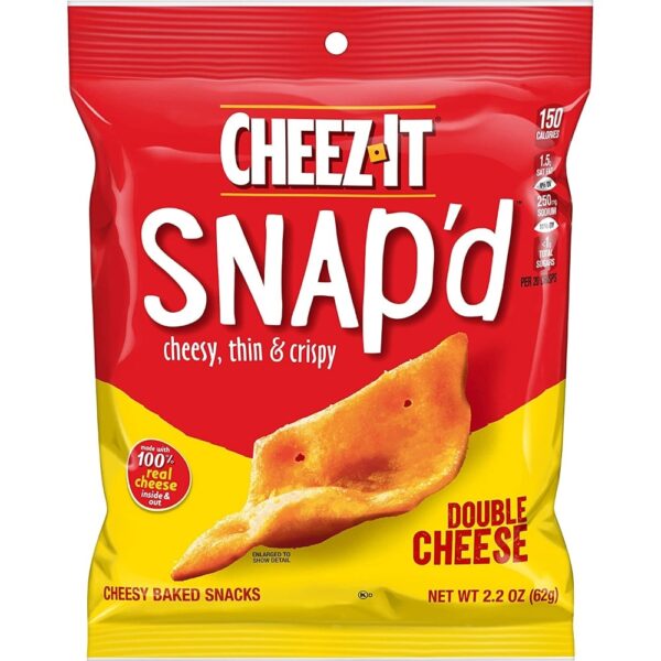 Cheez-It Snap'd Double Cheese L'ora della merenda è più divertente con Cheez-It Snap'd Double Cheese, gli snack al formaggio super sottili e croccanti, cotti al forno e ricchi di un intenso sapore di formaggio. Con il 100% di vero formaggio dentro e fuori, e una spolverata sulla superficie, i cracker Cheez-It Snap'd Double Cheese sono irresistibilmente al formaggio. Questi snack Snap'd sono deliziosamente sottili e croccanti per una croccantezza extra a ogni morso.