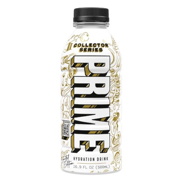 Prime Hydration Collector Series USA Prime Hydration Collector Series USA. La bevanda idratante Prime Hydration Drink della serie Collector è caratterizzata da una miscela di agrumi, kiwi e lampone, che alcuni fan potrebbero aver già provato se hanno mai avuto a disposizione le collaborazioni Central Cee e Peso Pluma. Questa nuova bottiglia fabbricata negli USA presenta un design unico e un codice QR con cui puoi vincere un premio in denaro. L'offerta è valida per un periodo limitato ed è speciale per quest'estate.