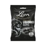 Lion Liquorice Gums Original 130 gr. Caramelle gommose al gusto di liquirizia dura. Scopri queste caramelle gommose al gusto di liquirizia dura, in confezione da 130 gr. Direttamente dal Regno Unito per tutte le amanti della liquirizia senza compromessi.