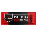 Jack Links Protein Bar. Realizzata con tenera carne di manzo di alta qualità e leggermente speziata, questa barretta proteica è pensata per dare energia al tuo corpo prima o dopo l'allenamento. Con il suo gusto ricco e la consistenza appagante, offre un'alternativa gustosa alle tradizionali barrette proteiche dolci.