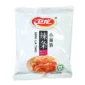 Latiao Mini da Weilong Latiao Chinese Snack della Weilong. Versione Grande da 106 gr. Lo snack piccante di grano, delizierà gli amanti dei sapori decisi. Tradizionale street food cinese, questi bastoncini croccanti uniscono la deliziosa consistenza del grano a un mix di spezie e peperoncino per un calore avvolgente e irresistibile.Perfetti come spuntino in qualsiasi momento della giornata, per accompagnare una bevanda fresca o per aggiungere un tocco piccante ai vostri aperitivi.