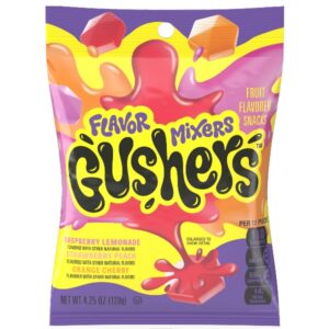 Fruit Gushers Flavor Mixers da 120 gr. Scopri le irresistibili Gushers Flavor Mixer, morbide caramelle ripiene dal cuore liquido, amate da grandi e piccoli! Ogni bocconcino racchiude un’esplosione di gusto fruttato con combinazioni sorprendenti: lampone e limonata, punch alla fragola e arancia, e ciliegia. Un mix dolce, succoso e colorato, perfetto per una pausa sfiziosa o da condividere con gli amici. Deliziosi snack al gusto di frutta, ideali per chi ama i sapori intensi e divertenti tipici degli snack americani.