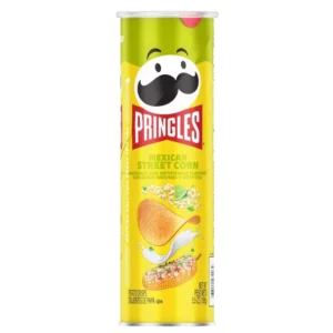 Pringles Mexican Street Corn 158 gr: sono patatine al gusto di pannocchia grigliata con salsa al formaggio e lime. Un mix unico di sapori ispirato allo street food messicano, perfette per uno snack originale e saporito. Edizione speciale, da provare assolutamente! Made in the USA