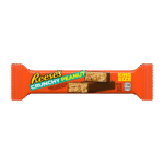 Reese's Bar Crunchy Peanut King Size! Concediti il giusto equilibrio tra cioccolato ricco e arachidi croccanti con Reese's Bar Crunchy Peanut King Size. Un goloso snack che unisce burro di arachidi cremoso, arachidi croccanti e cioccolato al latte, per un'esperienza di gusto irresistibile. Soddisfa la tua voglia di dolce con il massimo del burro d'arachidi!