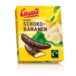 Original Casali Chocolate Bananas 150 gr. Le Original Casali Chocolate Bananas uniscono una soffice mousse di banana all’8% di vera frutta con una croccante copertura di cioccolato Fairtrade. Senza coloranti né conservanti, naturalmente senza glutine e confezionate in pratiche scatole riciclabili da 150 g. Un dolce fruttato, fresco e irresistibile, ideale per chi cerca gusto autentico e qualità sostenibile.