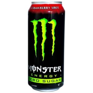 Preorder Monster Energy Strawberry Shot Zero Sugar 473ml. Monster Energy Strawberry Shot Zero Sugar offre lo stesso boost energetico concentrato della versione classica, ma senza zuccheri. Il gusto di fragola fresca e intensa si combina con caffeina, taurina e vitamine del gruppo B per garantire energia e concentrazione, con un apporto calorico minimo. Perfetta per chi cerca performance senza compromessi.. Made in the USA