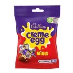 I Cadbury Mini Creme Eggs sono deliziose mini uova di cioccolato al latte, ciascuna con il classico ripieno morbido e cremoso che ha reso iconici i Creme Egg. La confezione contiene più mini uova, ideali da condividere, per le cacce alle uova di Pasqua, per riempire cesti regalo o da gustare come snack goloso. Perfette per chi ama il gusto autentico Cadbury in formato mini, sono un grande classico dei dolci pasquali.
