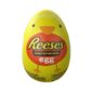 Reese’s Peanut Butter Filled Egg è un classico dolce stagionale che unisce il perfetto equilibrio tra cioccolato al latte morbido e un ripieno ricco e cremoso di burro di arachidi. A forma di uovo per la Pasqua, questa iconica caramella offre tutto il gusto intenso di Reese’s in una versione festiva. Ideale per cesti pasquali, regali o come snack goloso, ogni morso regala una combinazione irresistibile di cioccolato e burro di arachidi. Un must per gli amanti di Reese’s durante il periodo pasquale.