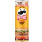 Pringles Burger King Chicken Royale. Vivi una collaborazione leggendaria! Queste Pringles in edizione limitata catturano il sapore irresistibile del classico Burger King Chicken Royale. Ogni patatina offre una deliziosa combinazione di sapore di pollo speziato, maionese cremosa e un tocco di lattuga fresca. Perfette per feste, pranzi al sacco o serate al cinema. Prendi un tubo oggi stesso e assapora il gusto del Burger King Chicken Royale con le Pringles grigliate alla fiamma!