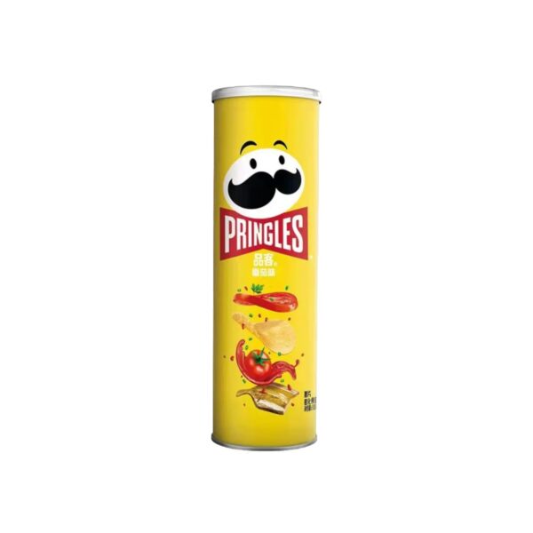 Pringles Tomato Flavour CHN 110 gr. Pringles Tomato Flavour è una delle varianti più particolari provenienti dal mercato asiatico, difficile da trovare in Europa. Il gusto è ispirato al pomodoro maturo, con un equilibrio perfetto tra dolcezza, acidità e una leggera nota speziata.