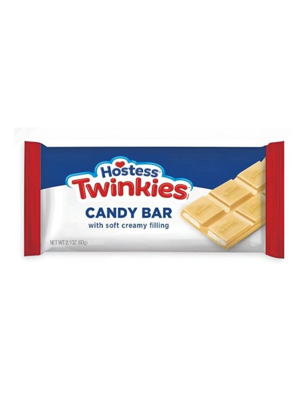 barretta-di-cioccolato-hostess-twinkies-da-60-g Hostess Twinkies Candy Bar 60 gr. Hostess Twinkies Candy Bar è la versione candy della celebre merendina americana. Non è pan di spagna ma una vera barretta: esterno dolce e compatto con un cuore morbido e cremoso che richiama il classico gusto Twinkies. Il profilo è estremamente “americano”: molto dolce, con forte nota lattosa e vanigliata. È un prodotto novelty pensato per creare hype più che per diventare una barretta standard. Gusto : Vaniglia Cremosa (stile Twinkies)