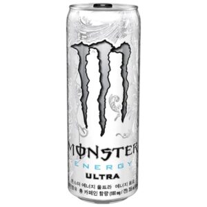 Monster Ultra Strawberry Dreams Zero Sugar Korea 355 ml è un po' meno dolce rispetto alle altre bibite della famiglia Monster. Ha la stessa carica di sempre ma si distingue per il gusto leggero, frizzante e agrumato. Lattina americana da collezione con top colorato e logo Monster su linguetta colorata. Scopri Monster Energy Ultra Zero White Versione Koreana da 355 ml