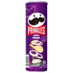 Pringles Sweet Onion 100g.Le Pringles Sweet Onion arrivano dalla Corea del Sud con un gusto intenso, cremoso e leggermente dolce di cipolla caramellata. Una variante asiatica super particolare che unisce note savory e sweet in perfetto stile Korean snack.