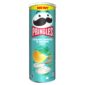 Le Pringles Cream Cheese n Herbs offrono la famosa croccantezza delle Pringles con un delizioso sapore di crema di formaggio arricchito da erbe aromatiche. Perfette per feste, serate al cinema e spuntini quotidiani, le Pringles Cream Cheese n Herbs regalano un'esperienza di gusto ricca e appagante in ogni croccante patatina. Gli amanti delle patatine aromatizzate apprezzeranno il tocco cremoso e aromatico che rende le Pringles Cream Cheese n Herbs uno snack davvero eccezionale.