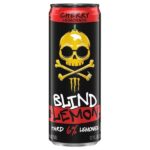 Monster The Beast Blind Lemon Cherry Lemonade355 ml. La Blind Lemon Cherry Lemonade è la variante al gusto ciliegia della linea di Hard Lemonade firmata Monster Brewing. Il gusto fresco e acidulo della limonata si combina con le note dolci e fruttate della ciliegia, creando una bevanda dal carattere vivace e rinfrescante. Con il suo 6% Vol., è perfetta da gustare ben fredda durante aperitivi, feste, barbecue e serate in compagnia.