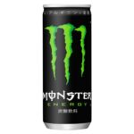 Scopri la Monster Energy Non-Caffeine 250 ml, la particolare versione giapponese di Monster senza caffeina! 🇯🇵🖤 Con la sua iconica lattina nera e il logo verde fluo, è una bevanda gassata dal carattere inconfondibile, pensata anche per essere utilizzata nella preparazione di cocktail. Una variante insolita della famiglia Monster, perfetta per chi colleziona lattine internazionali e vuole scoprire prodotti esclusivi del mercato giapponese.