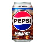 Pepsi Extra Fizz – 355 ml – Corea del Sud La Pepsi Extra Fizz è una versione coreana della celebre cola Pepsi, pensata per chi ama una bevanda particolarmente frizzante. La lattina presenta la scritta coreana 엑스트라 피즈 (Extra Fizz) e un design dedicato al mercato sudcoreano.