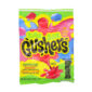 Fruit Gushers Super Sours 53 gr I Super Sour Gushers sono snack alla frutta americani dalla consistenza morbida, con un ripieno succoso che fuoriesce quando li mordi. Questa versione combina gusti fruttati con una nota extra acidula. La confezione presenta tre gusti: Blueberry Grape, Mixed Berry e Raspberry Lemonade.